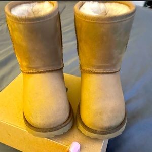 Toddler Size 7 UGG Boots